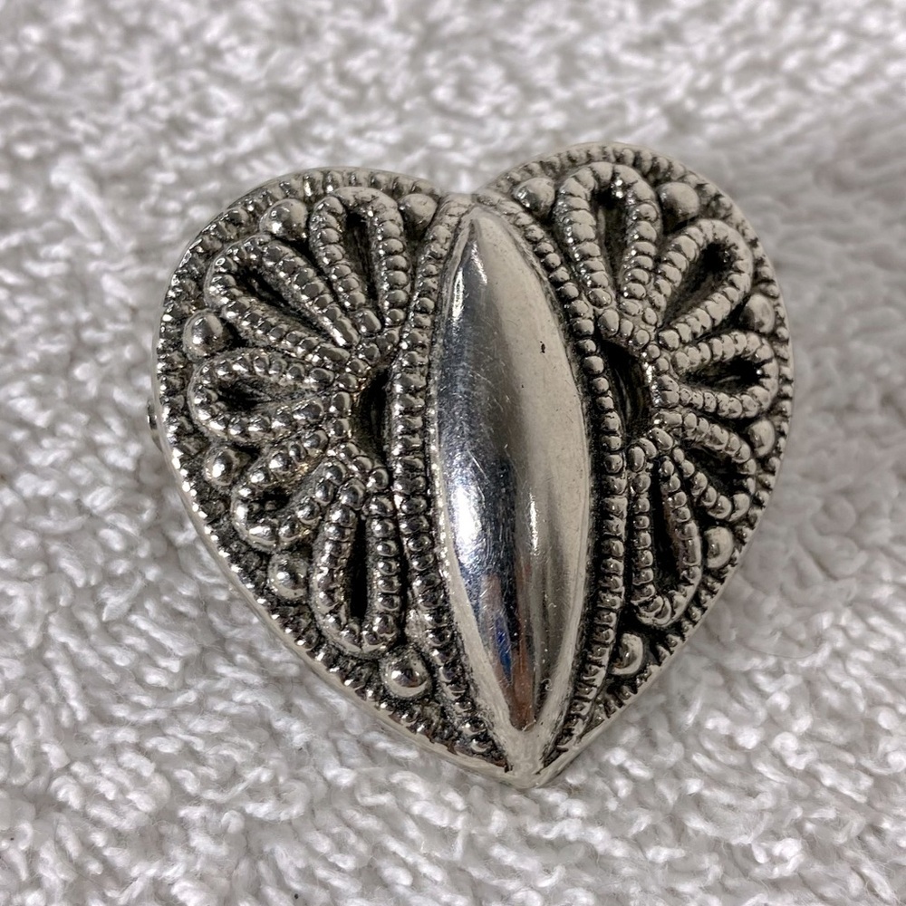 Vintage Silver Tone Textured Heart Brooch